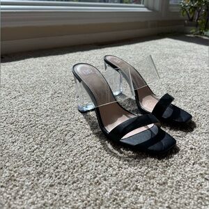 NWOT Never worn BP. Black and Clear Heel - Size 7M